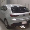 mazda mazda3-fastback 2021 CFJ1810669 image 2