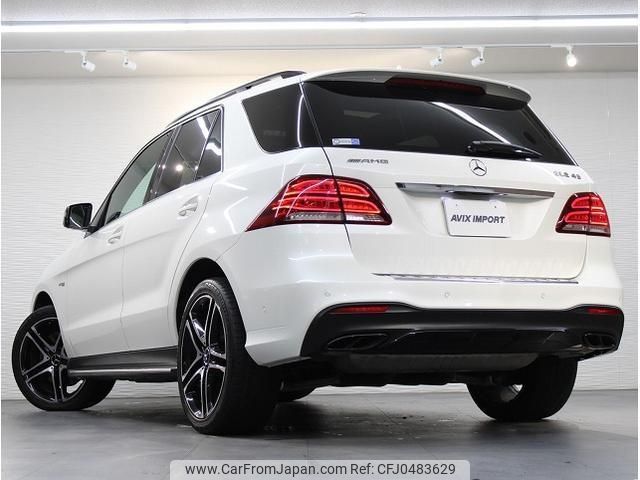 mercedes-benz gle-class 2017 quick_quick_166064_WDC1660642A816678 image 2