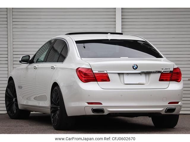 bmw 7-series 2009 quick_quick_KA30_WBAKA42050CU34775 image 2