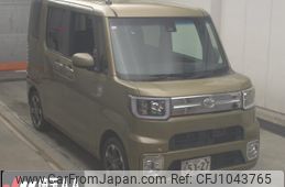toyota pixis-mega 2016 -TOYOTA--Pixis Mega LA700A-0004501---TOYOTA--Pixis Mega LA700A-0004501-