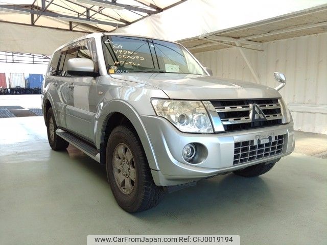 mitsubishi pajero 2011 ENHANCEAUTO_1_ea285612 image 1