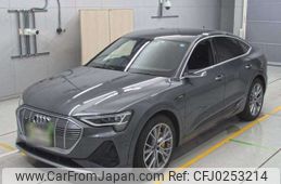 audi a3-sportback-e-tron 2020 -AUDI--Audi e-tron ZAA-GEEAS--WAUZZZGE0LB035274---AUDI--Audi e-tron ZAA-GEEAS--WAUZZZGE0LB035274-