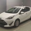 toyota aqua 2018 -TOYOTA--AQUA DAA-NHP10--NHP10-6709202---TOYOTA--AQUA DAA-NHP10--NHP10-6709202- image 1