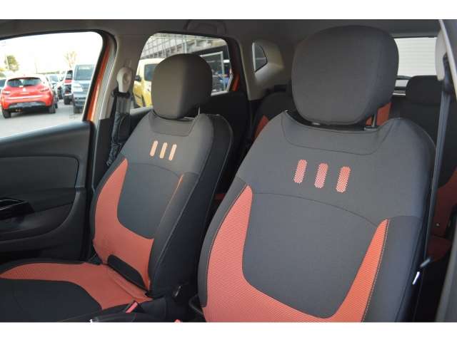 renault captur 2014 -ルノー--ルノー　キャプチャー ABA-2RH5F--VF12R401ED0697658---ルノー--ルノー　キャプチャー ABA-2RH5F--VF12R401ED0697658- image 1