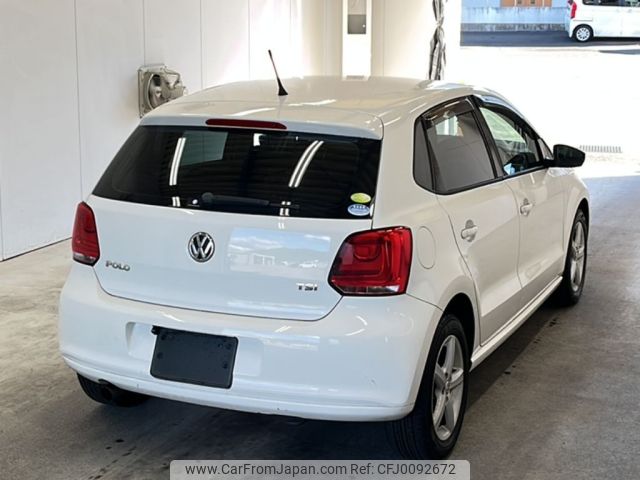 volkswagen polo 2011 -VOLKSWAGEN--VW Polo 6RCBZ-BU060686---VOLKSWAGEN--VW Polo 6RCBZ-BU060686- image 2