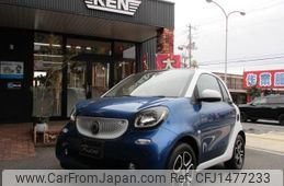 smart fortwo 2015 CFJ1477233