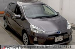 toyota aqua 2012 CFJ1486171