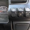 isuzu elf-truck 2006 CFJ1751956 image 27