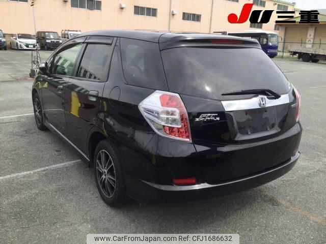 honda fit-shuttle 2013 CFJ1686632 image 2