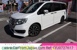 honda stepwagon-spada 2013 GOO_JP_700102067530250205001