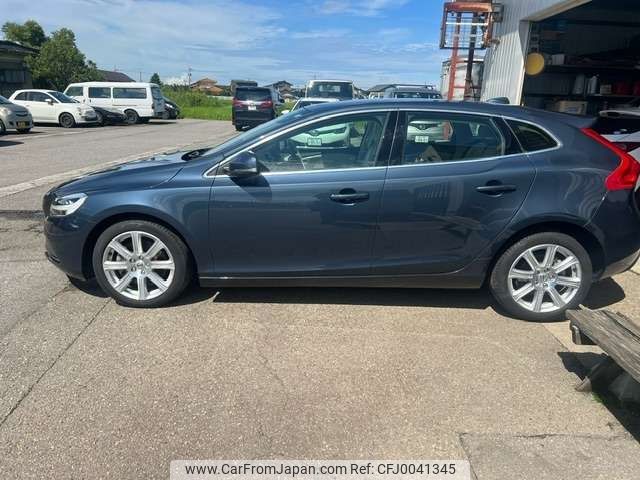 volvo v40 2020 -VOLVO--Volvo V40 DBA-MB4154T--YV1MV2920K2609394---VOLVO--Volvo V40 DBA-MB4154T--YV1MV2920K2609394- image 2