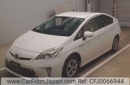 toyota prius 2013 -TOYOTA--Prius DAA-ZVW30--ZVW30-5578039---TOYOTA--Prius DAA-ZVW30--ZVW30-5578039-