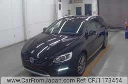 volvo v60 2018 quick_quick_LDA-FD4204T_YV1FZA8RDJ2059570