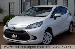 toyota aqua 2023 -TOYOTA--AQUA 6AA-MXPK16--MXPK16-2017860---TOYOTA--AQUA 6AA-MXPK16--MXPK16-2017860-