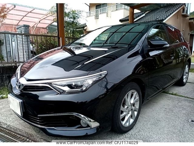 toyota auris 2016 -TOYOTA--Auris DBA-NZE181H--NZE181-6023331---TOYOTA--Auris DBA-NZE181H--NZE181-6023331- image 1