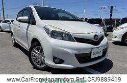 toyota vitz 2013 -TOYOTA--Vitz DBA-NSP130--NSP130-2135458---TOYOTA--Vitz DBA-NSP130--NSP130-2135458-