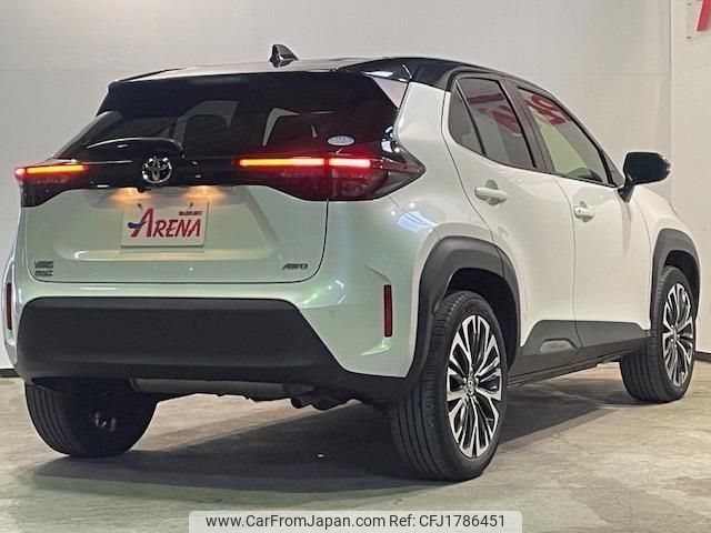 toyota yaris-cross 2020 CFJ1786451 image 2
