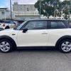 mini mini-others 2016 quick_quick_DBA-XM15_WMWXM520603A55953 image 16