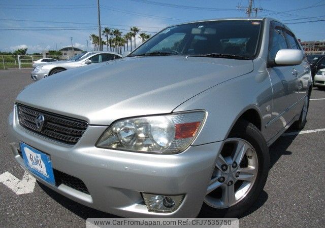 toyota altezza 2002 REALMOTOR_Y2022050530HD-10 image 1