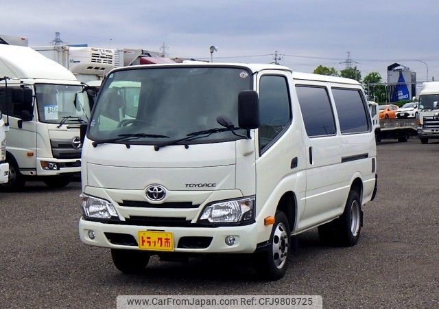 toyota dyna-truck 2018 REALMOTOR_N9024030061F-90 image 1