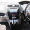nissan serena 2013 CFJ1086254 image 42