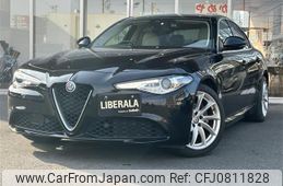 alfa-romeo giulia 2017 -ALFA ROMEO--Alfa Romeo Giulia ABA-95220--ZAREAEKN8H7566103---ALFA ROMEO--Alfa Romeo Giulia ABA-95220--ZAREAEKN8H7566103-