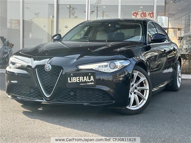 alfa-romeo giulia 2017 -ALFA ROMEO--Alfa Romeo Giulia ABA-95220--ZAREAEKN8H7566103---ALFA ROMEO--Alfa Romeo Giulia ABA-95220--ZAREAEKN8H7566103- image 1