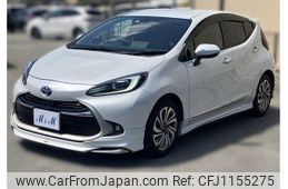 toyota aqua 2022 -TOYOTA--AQUA 6AA-MXPK11--MXPK11-2076181---TOYOTA--AQUA 6AA-MXPK11--MXPK11-2076181-