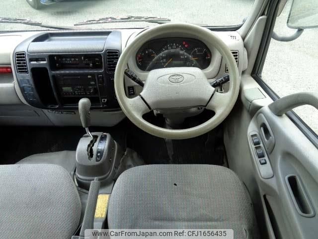 toyota toyoace 2004 CFJ1656435 image 2