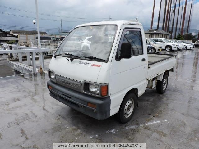 デスパンダ / Y 1992 Daihatsu Hijet auction - Cars & Bids