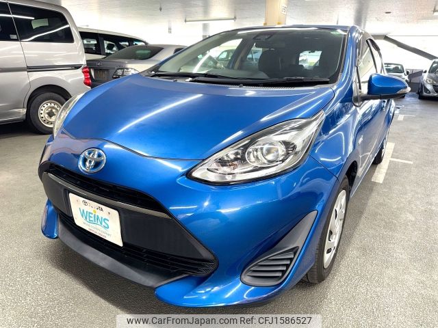 toyota aqua 2018 CFJ1586527 image 1