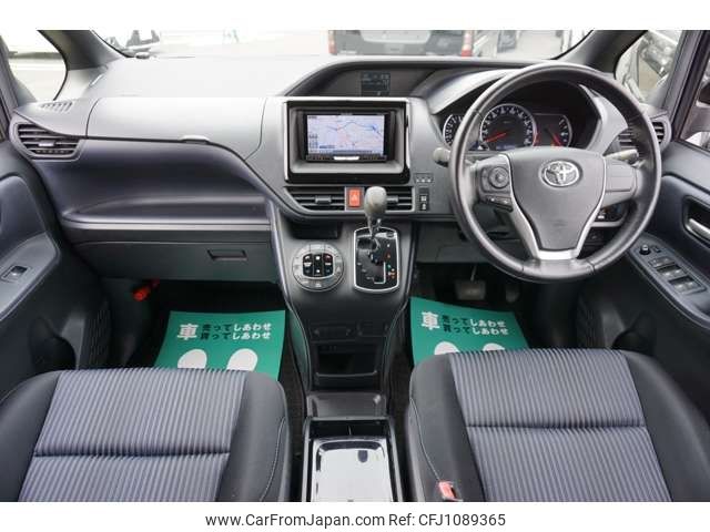 toyota voxy 2014 CFJ1089365 image 2