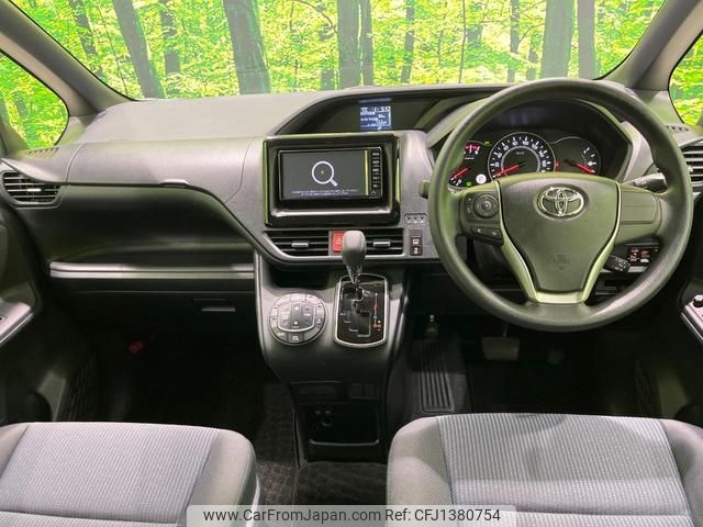 toyota voxy 2018 quick_quick_ZRR85G_ZRR85-0102478 image 2