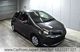 toyota vitz 2014 -TOYOTA--Vitz KSP130-2125419---TOYOTA--Vitz KSP130-2125419-