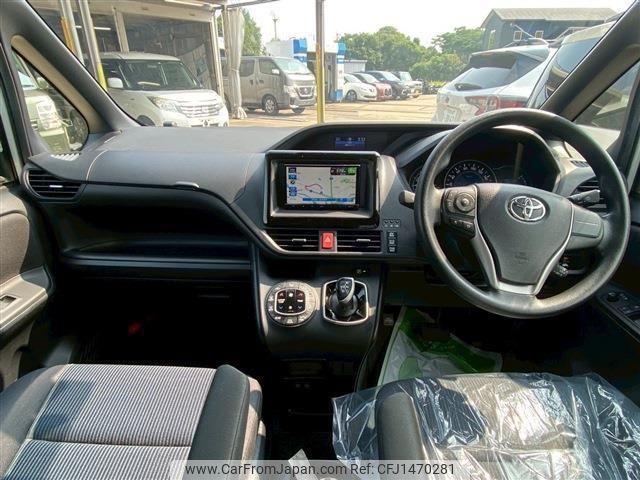 toyota noah 2022 quick_quick_6AA-ZWR80G_ZWR80-0526535 image 2