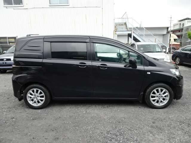 honda freed 2010 170715232223 image 2