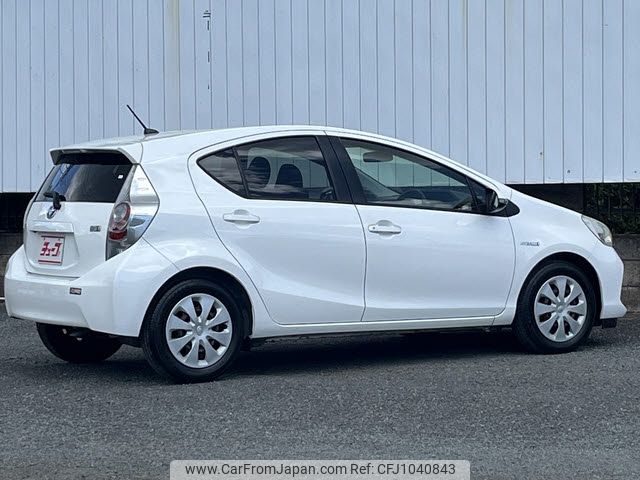 toyota aqua 2012 -TOYOTA--AQUA DAA-NHP10--NHP10-2087811---TOYOTA--AQUA DAA-NHP10--NHP10-2087811- image 2