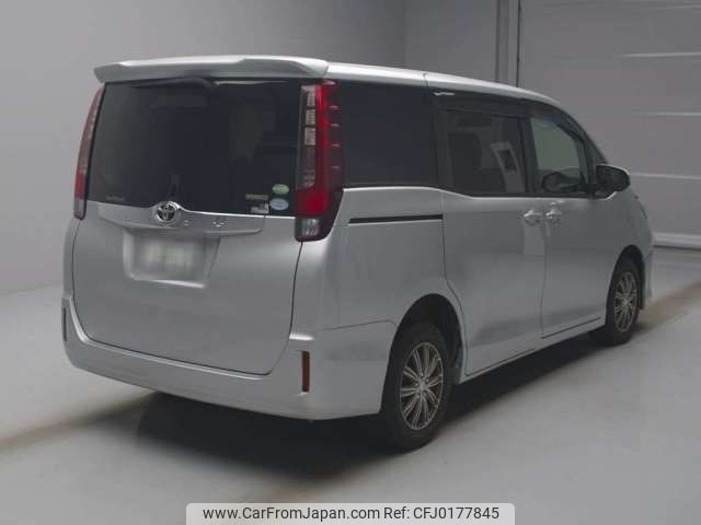 toyota noah 2014 -TOYOTA 【とちぎ 500ﾓ4065】--Noah DBA-ZRR85G--ZRR85-0011147---TOYOTA 【とちぎ 500ﾓ4065】--Noah DBA-ZRR85G--ZRR85-0011147- image 2