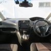 nissan serena 2015 GOO_JP_988024092100601994001 image 58