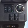 daihatsu wake 2018 CFJ1628649 image 17