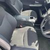 toyota prius-α 2018 -TOYOTA--Prius α DAA-ZVW41W--ZVW41-0075778---TOYOTA--Prius α DAA-ZVW41W--ZVW41-0075778- image 24