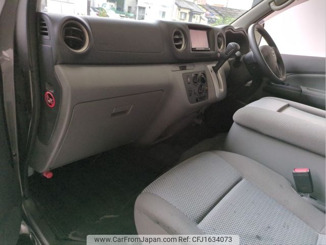 nissan caravan-coach 2016 CFJ1634073 image 2