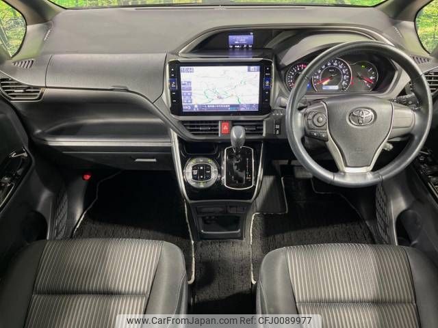 toyota voxy 2019 -TOYOTA--Voxy DBA-ZRR80W--ZRR80-0569154---TOYOTA--Voxy DBA-ZRR80W--ZRR80-0569154- image 2