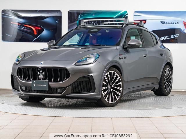 maserati maserati-others 2023 quick_quick_MGR30_ZN6CW82C007437638 image 1