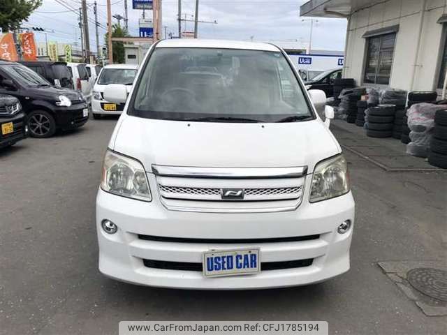 toyota noah 2007 CFJ1785194 image 1