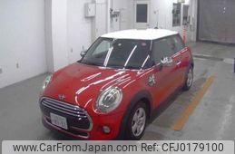 mini mini-others 2014 quick_quick_DBA-XM15_WMWXM52060T726311