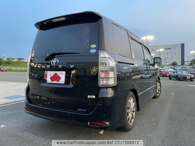 toyota voxy 2010 CFJ1508912 image 2