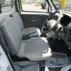 mitsubishi minicab-truck 2002 CFJ1565676 image 15