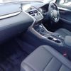 lexus nx 2016 CFJ1512820 image 6