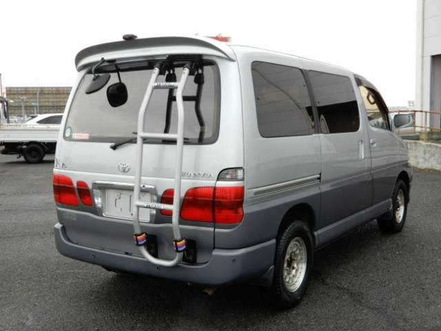 toyota granvia 2001 CFJ3075667 image 1